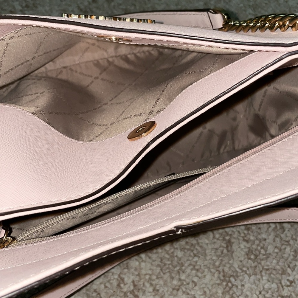 Michael Kors Large Jet Set Logo Shoulder Bag in Light Pink Blush - Picture 8 of 9